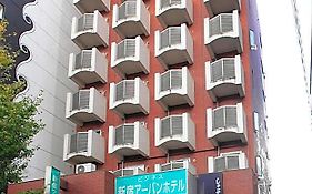 新宿アーバンホテル